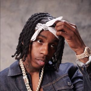 Meet your Posher, Hunter